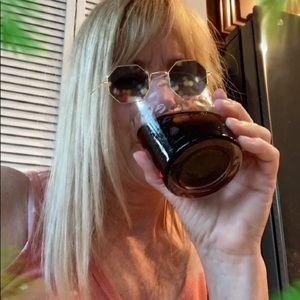 Meet your Posher, Susan